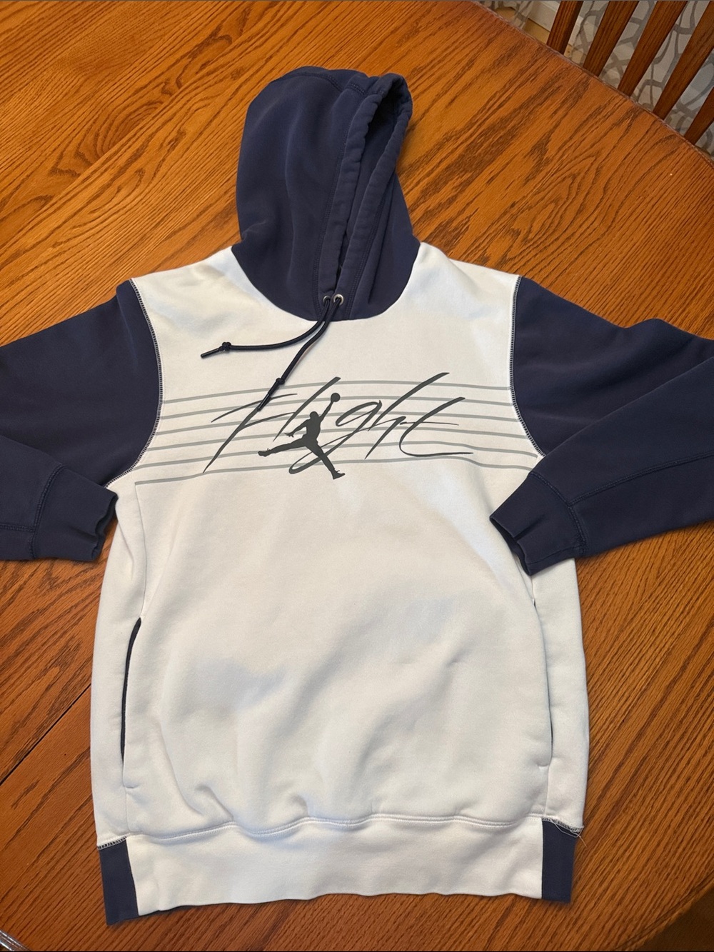 Jordan Two-Tone Navy and White Crewneck Hoodie Men’s M non smoking home